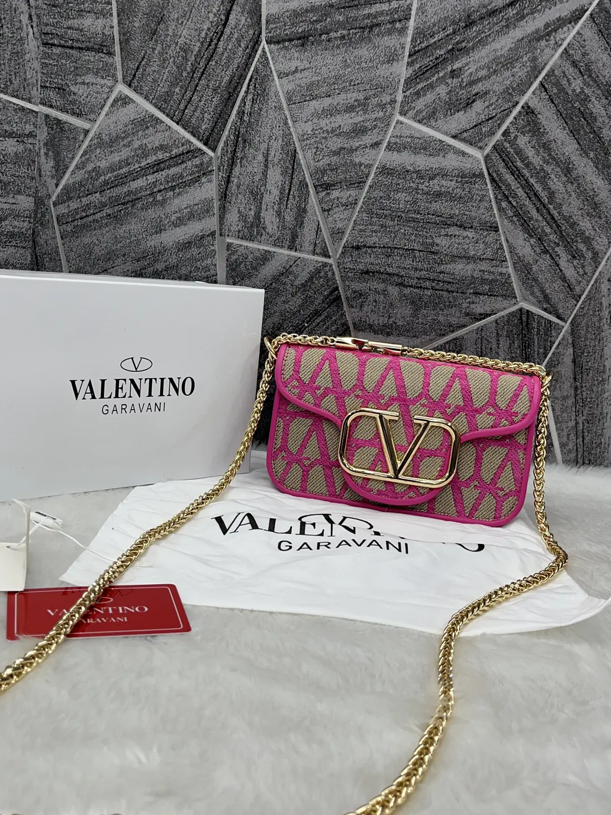 Valentino V Loc Pink Small Shoulder Bag With OriginalBox - Image 9