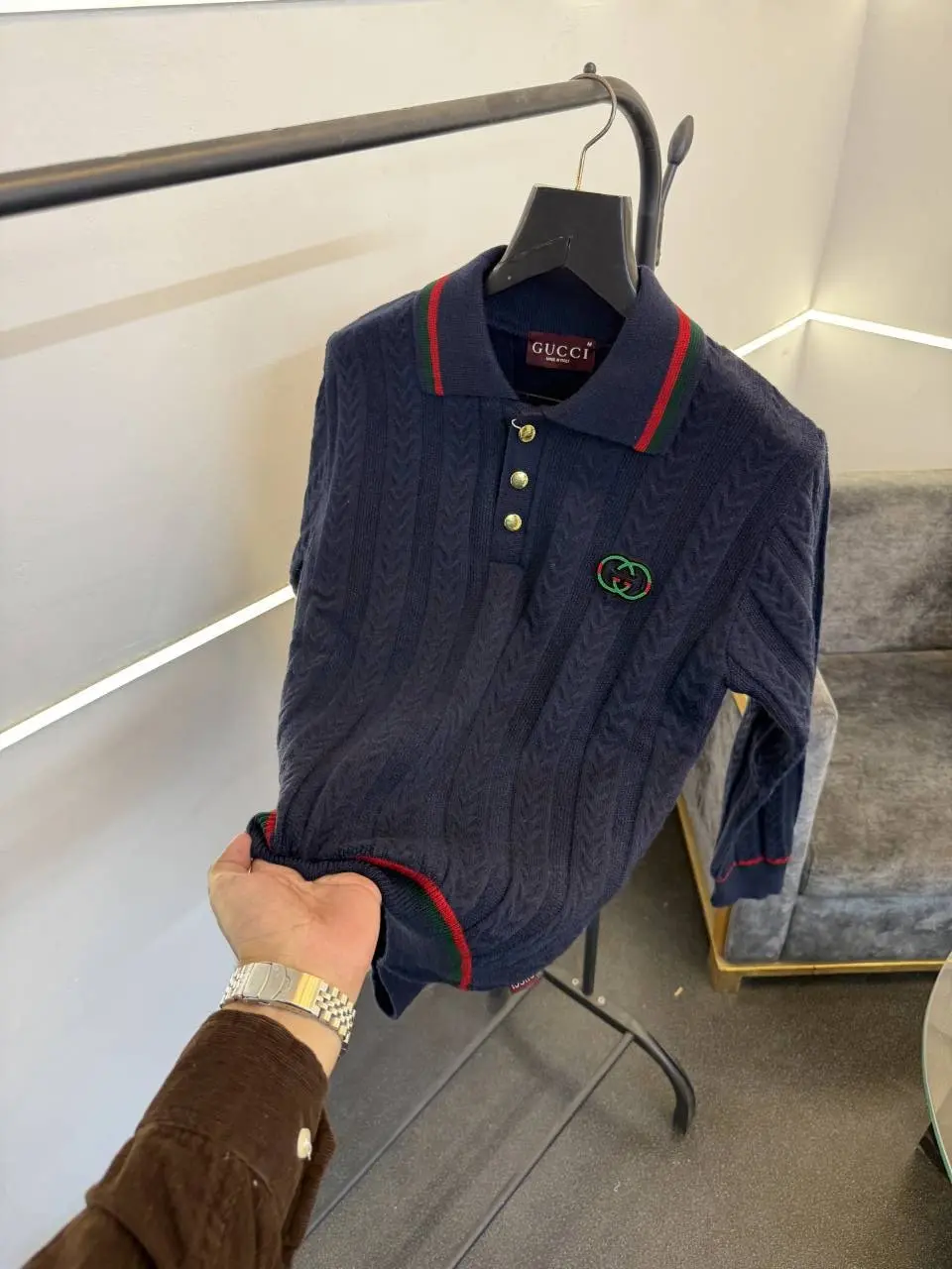 Gucci navy blue knitted imported sweatshirt with brand button and logo on chest - Image 2