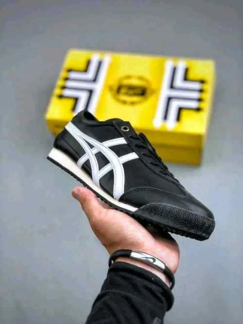 Onitsuka Tiger Mexico 66 SD White Black