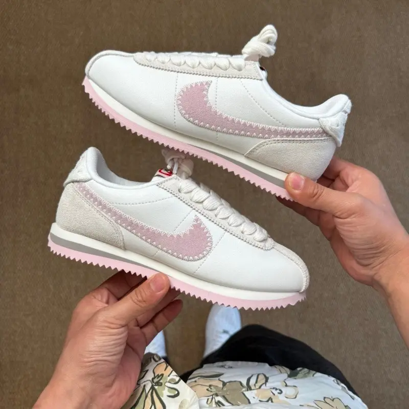 Nike cortez valentine s day - Image 5