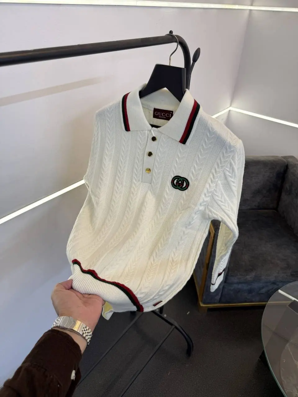 Gucci knitted imported sweatshirt with brand button and logo on chest cream - Image 2