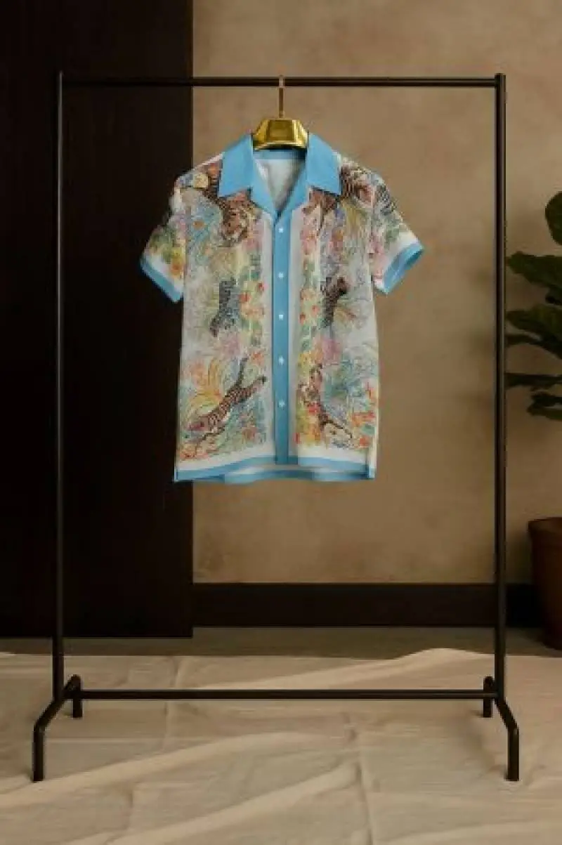 DIWALI DHAMAKA SALE RETURN NO PRRADA HALF SLEEVES IMPORTED BLACK SHIRTS HALF SLEVEVS - Image 2