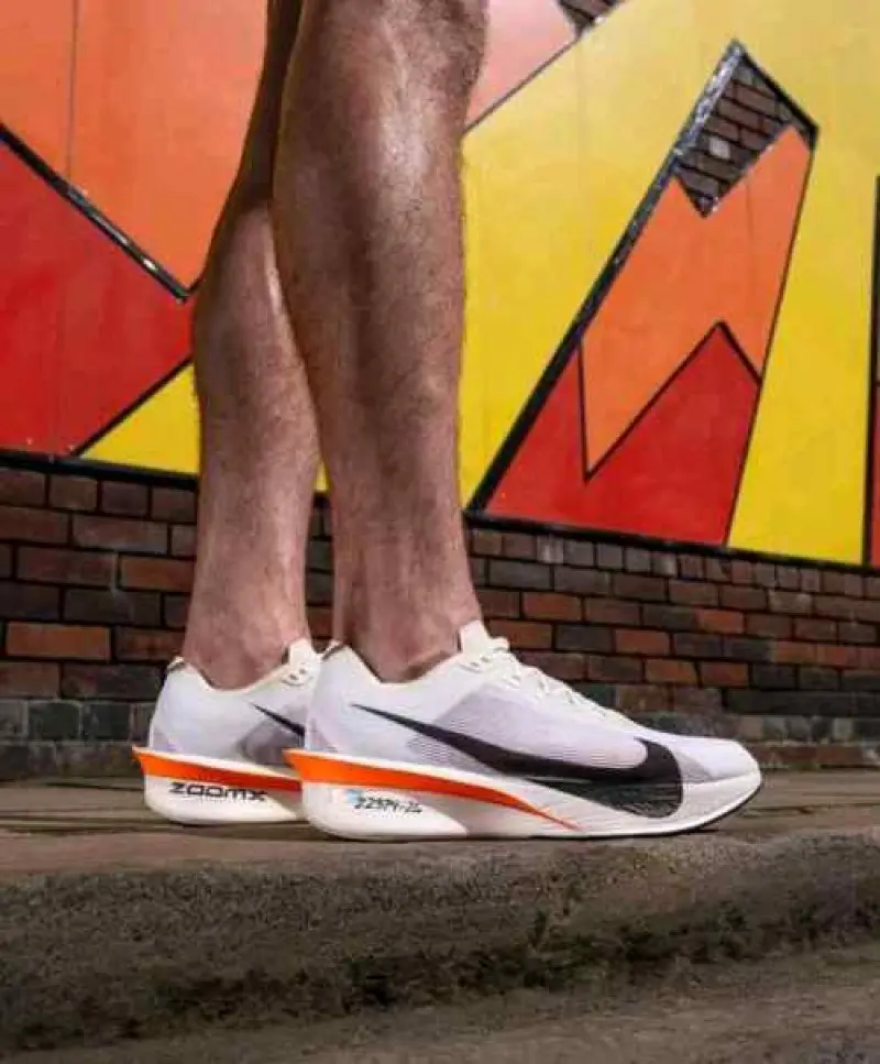 Nike Zoom X Vaporfly Next 4 Proto - Image 2