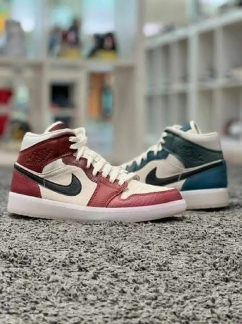 Air Jordan 1 Mid Anti Gravity Machines