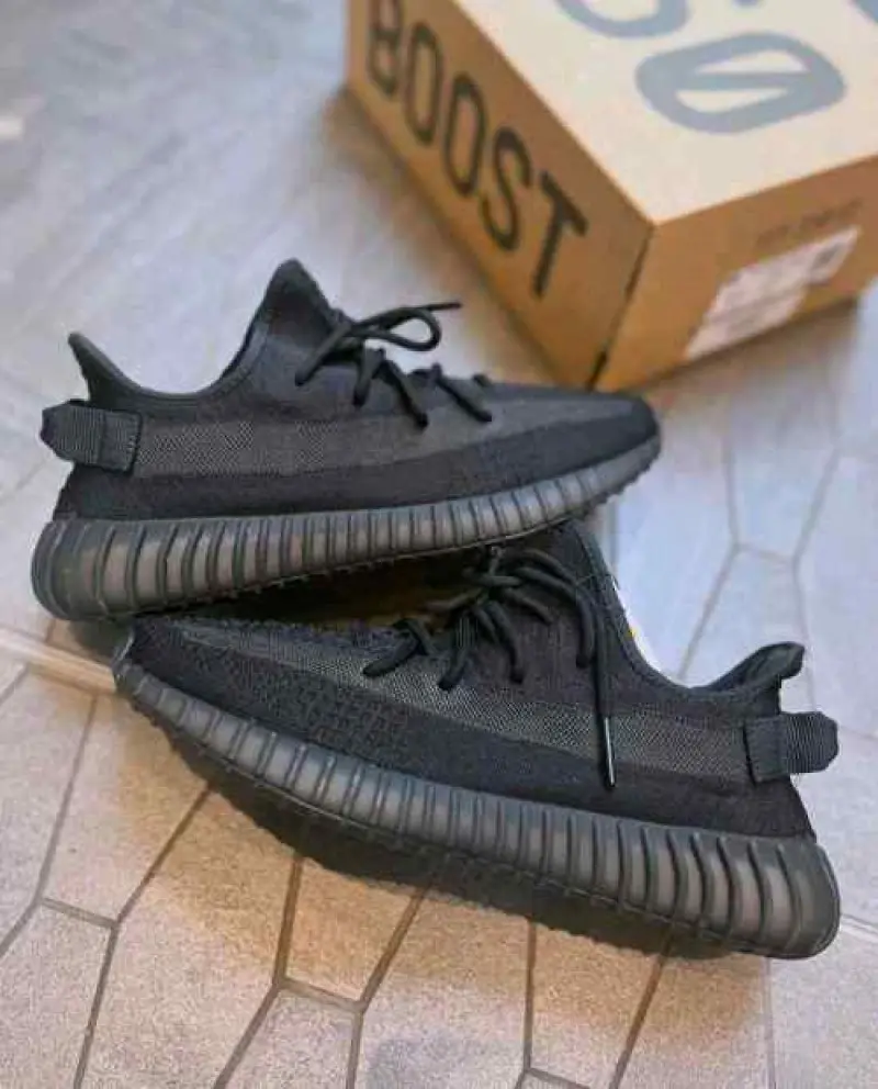 Adidas Yeezy Boost 350 V2 Onyx SEMI UA - Image 6