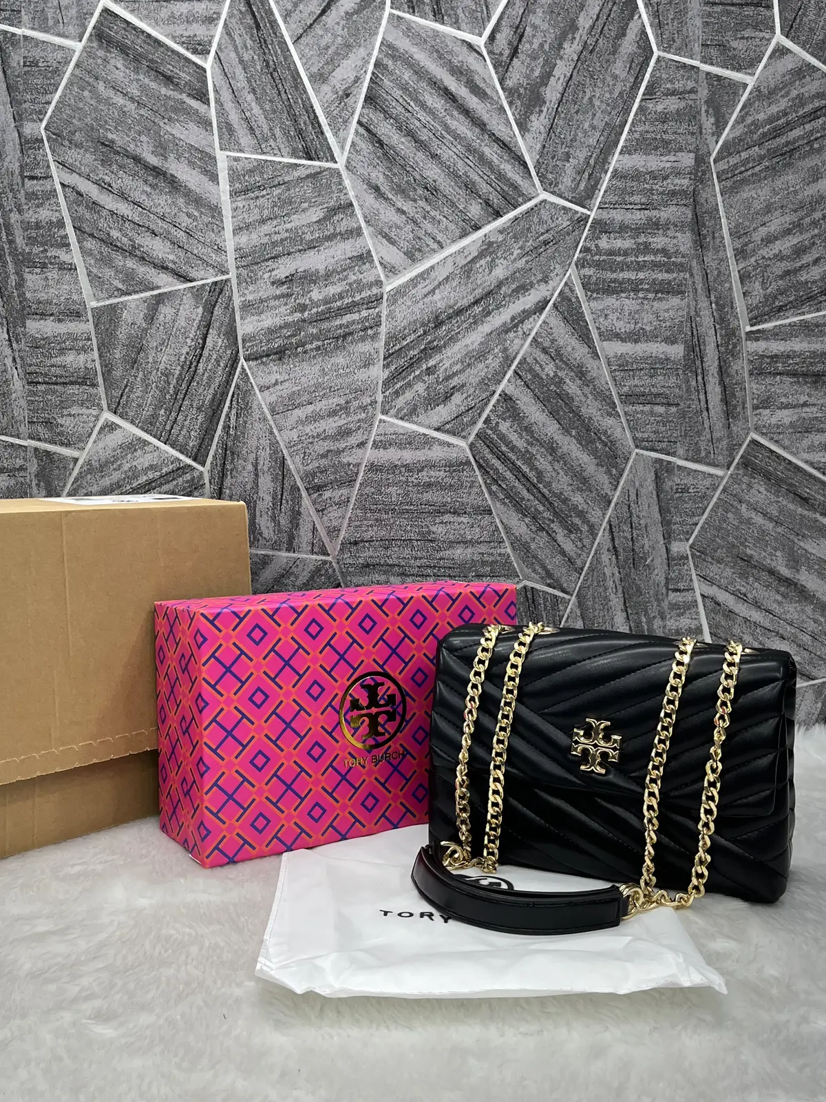 Tori Burch Kira BlackGold Quilted Shoulder With DoubleBox - Image 3