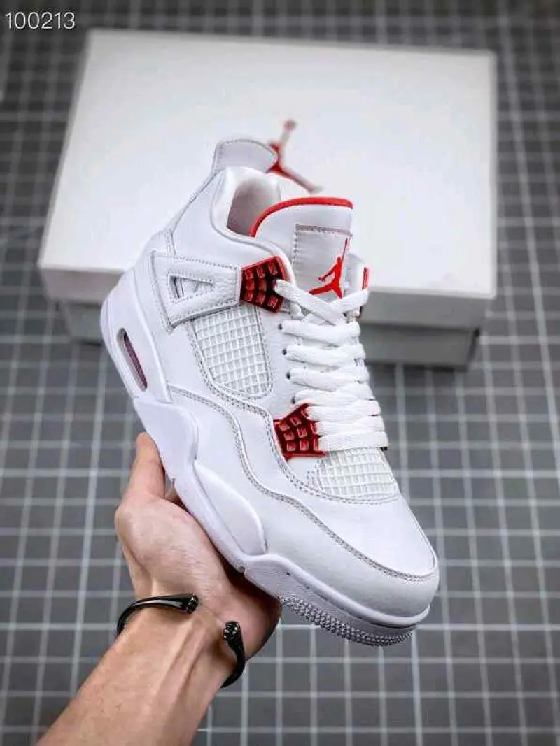air jordan 4 metallic red - Image 7