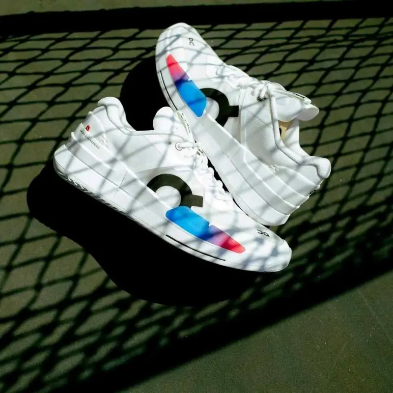 On Cloud Running The Roger Pro 2 White Malibu - Image 4