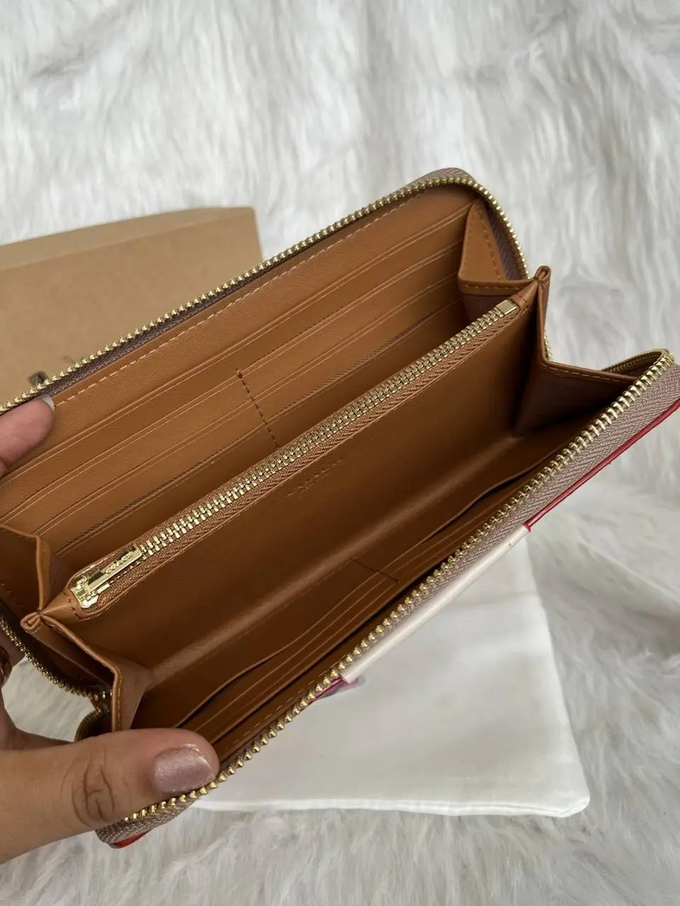 Coach 10-2 Premium quality zipper Wallet With Box Tags DustCover Highend Quality - Image 6