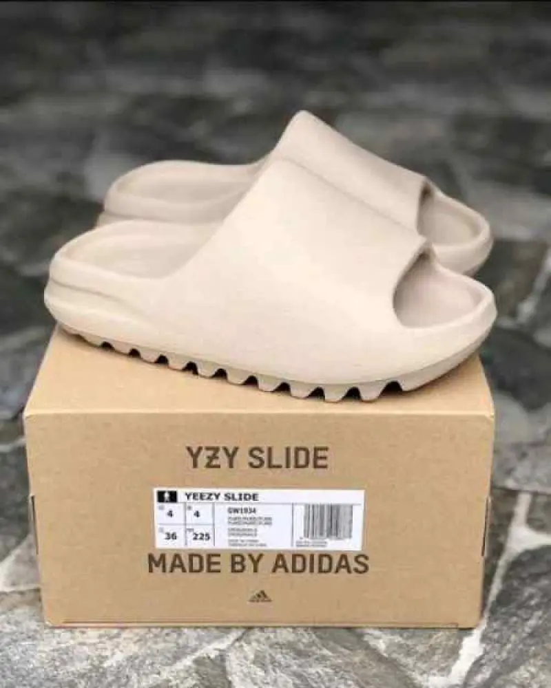 Adidas Yeezy Slide Pure UA - Image 2