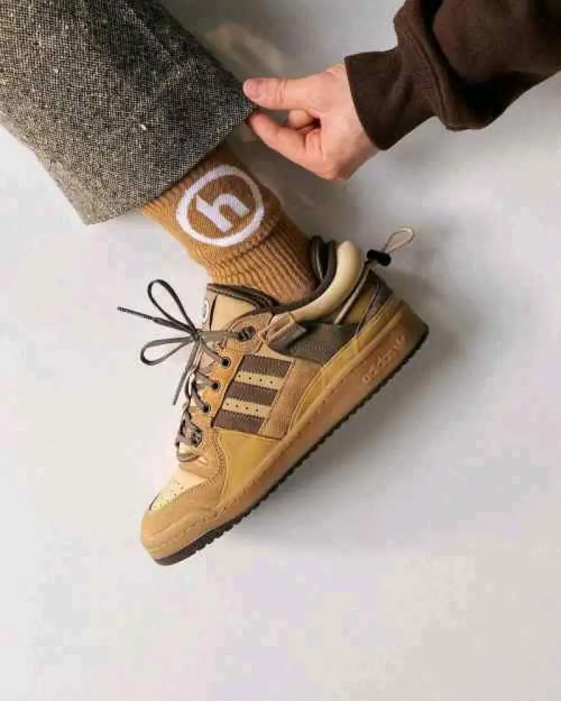 Adidas Bad Bunny Forum Brown 960 - Image 2