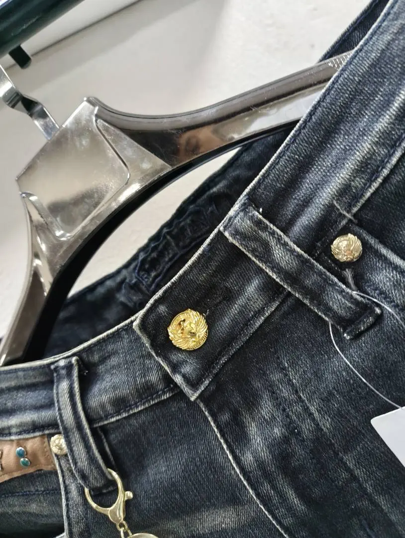 TRUE RELIGION IMPORTED STORE ARTICLE JEANS - Image 4