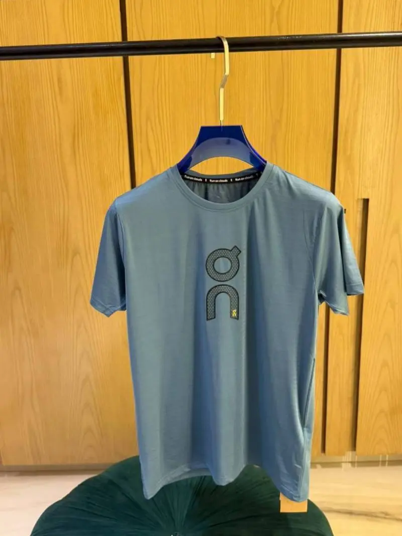 On Cloud IMPORTED STORE ARTICLE T SHIRTx - Image 3
