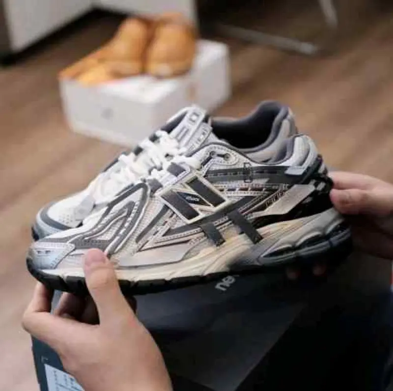 Neww Balance 1906A Tech Explosion 239
