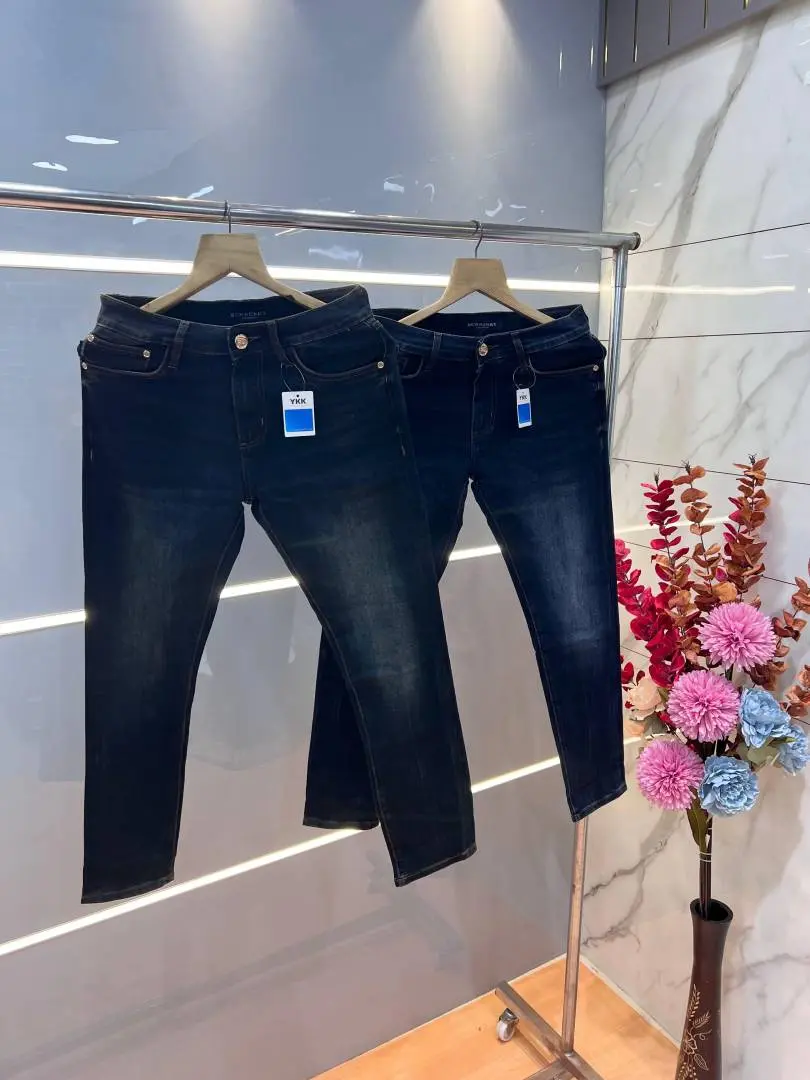 Burberry Blue Shade Imported Lycra Slim Fit Ankle Lenght Denim with Embroidered Logo 3011 - Image 4