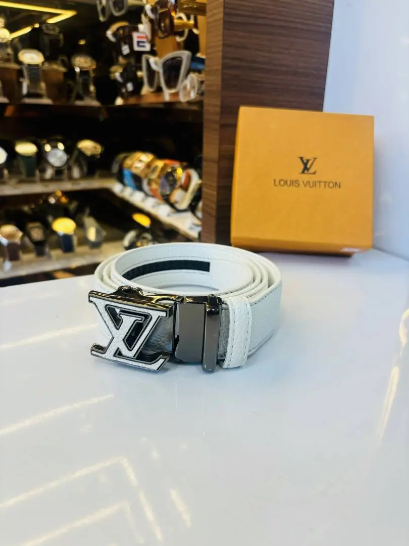 45 LV LOIUS VUTTON WHITE PREMIUM QUALITY AUTOMATIC LOCK BELT - Image 4