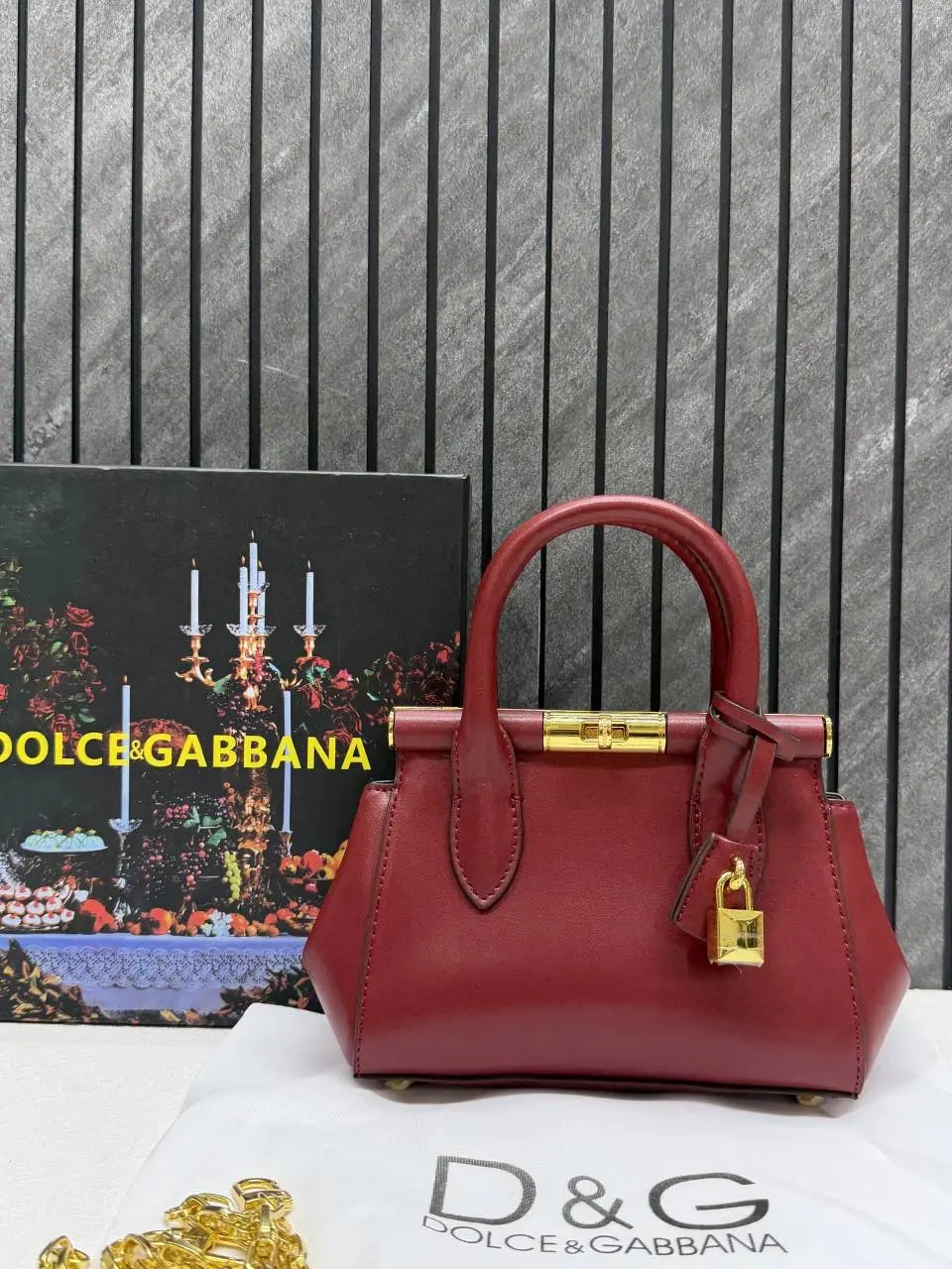 Dolcce & Gabbana 9026 Mini Marlene Red With Original Box & DustCover - Image 3
