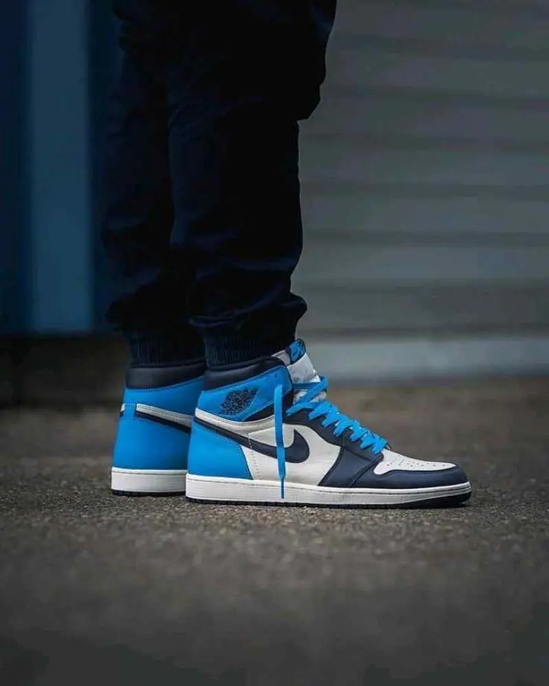 Air Jordan 1 Retro High OG ObsidianUniversity Blue - Image 6