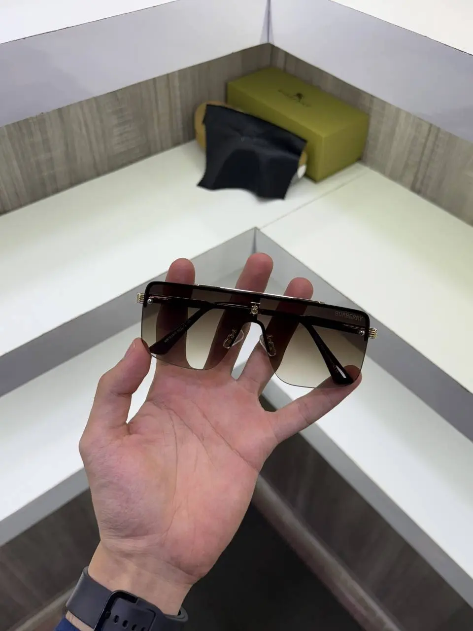 Burberry 1018 BrownGold - Image 6