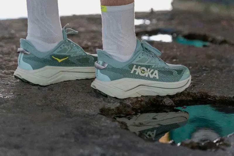 Hoka Challenger 8 Jade Truffle Salt - Image 4