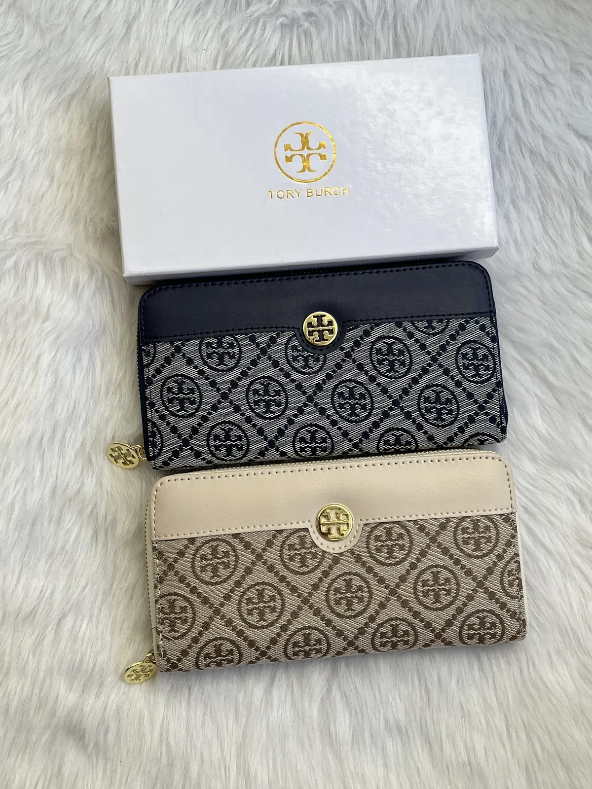 Tori Burch 69 Blue Single Zippy Wallet WithOriginalBox - Image 6