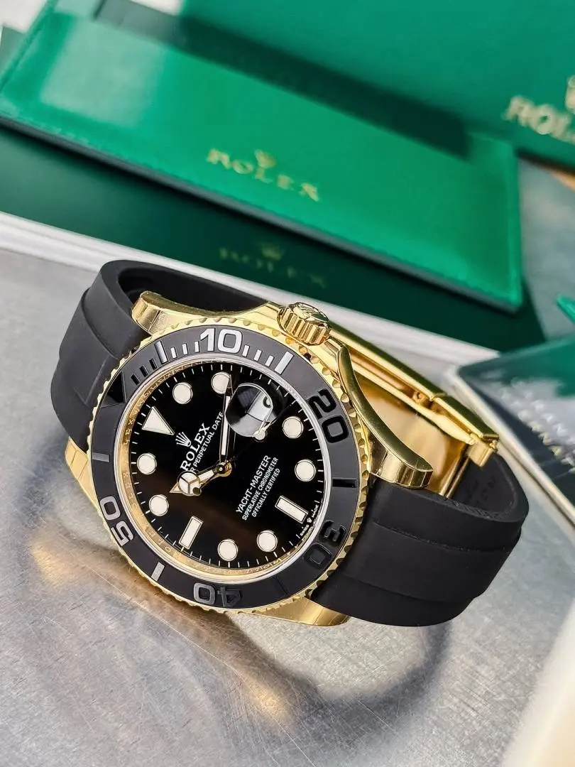 Rolex Oyster Perpetual Yach Master Battery Gold - Image 2
