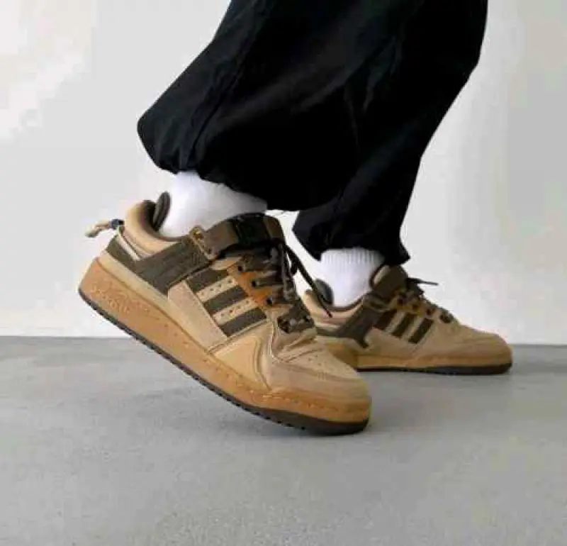 Adidas Bad Bunny Forum Brown 960 - Image 3