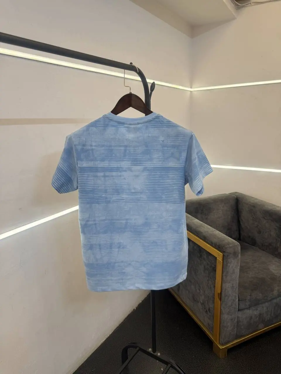 Hugoo boss turkey imported round neck tshirt sky blue - Image 3