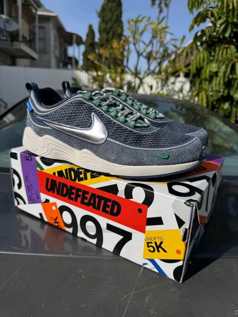 UNDEFEATED Nikkee x Air Zoom Spiridon Thunder Blue - Image 2