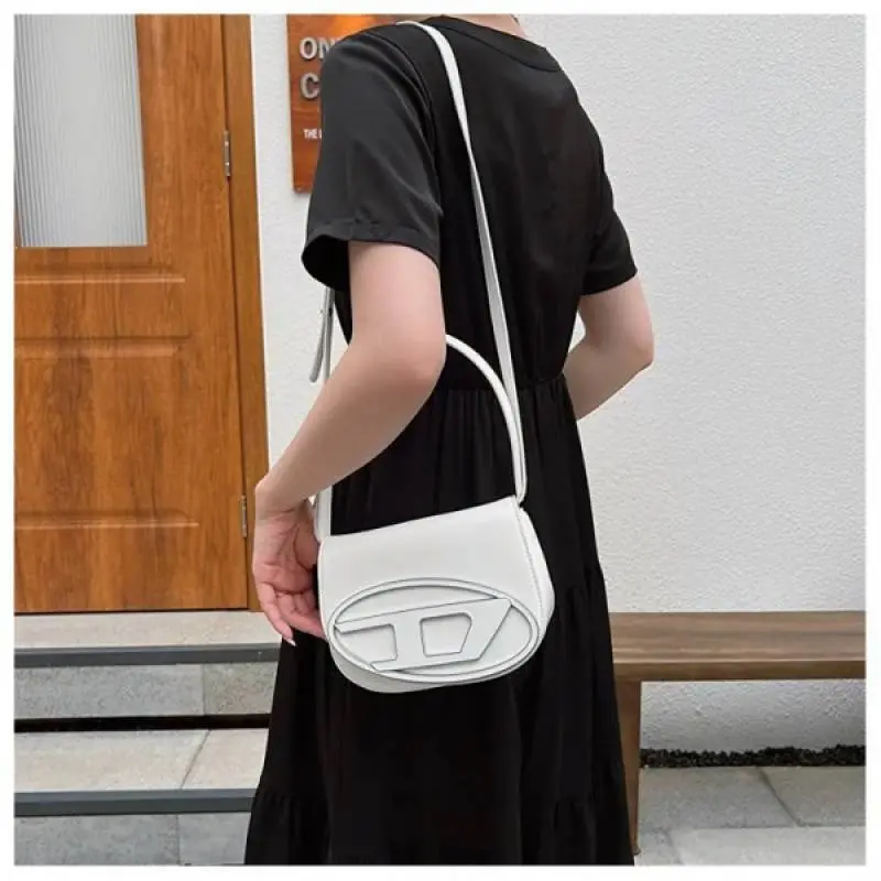 Diessel 1DR Shoulder Bag With OG Box & Dust Bag & Extra Shoulder Strap (White - 441) - Image 3