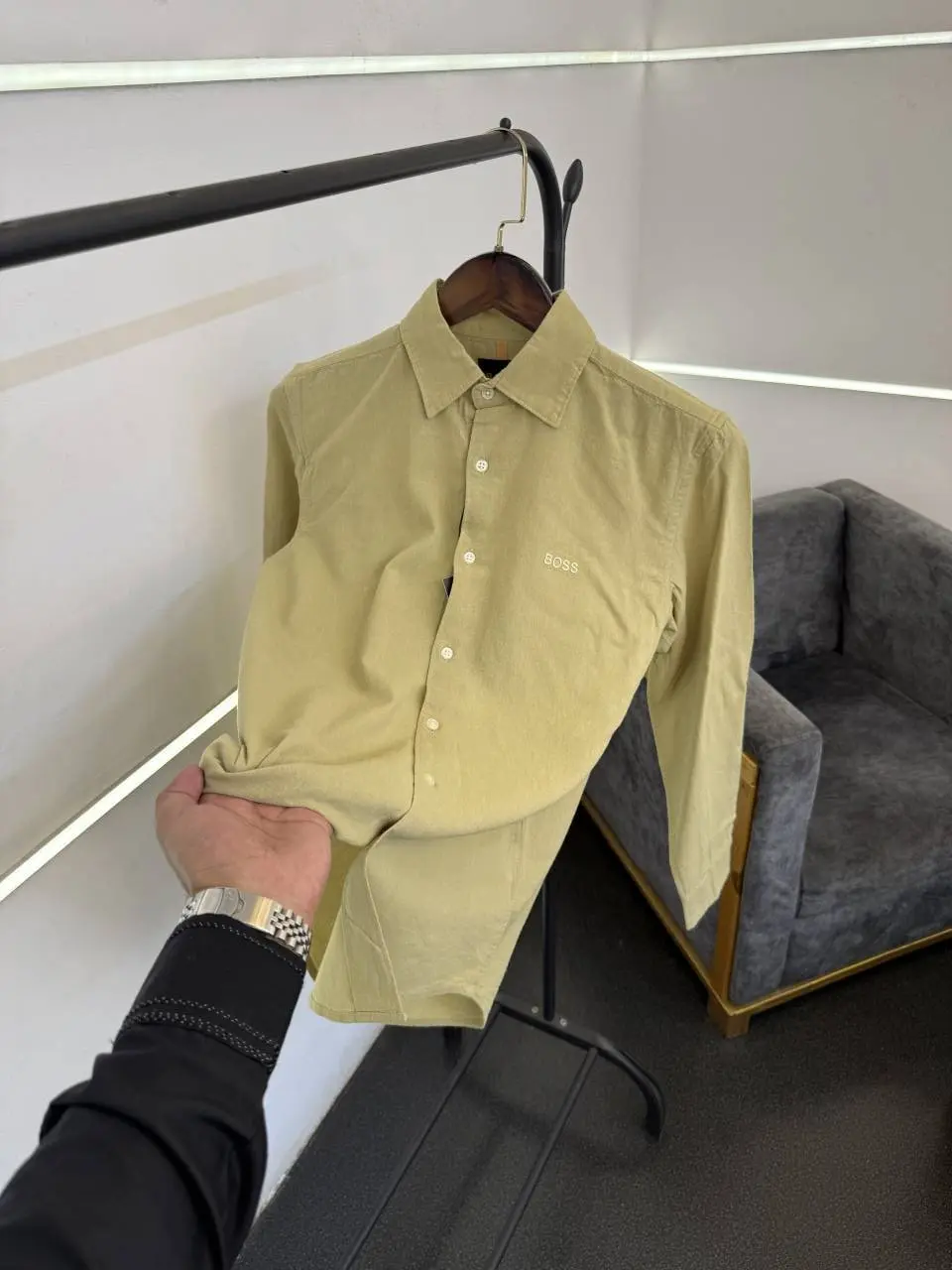 Hugo bos sage green imported linen fabric shirt with embroidery logo - Image 2
