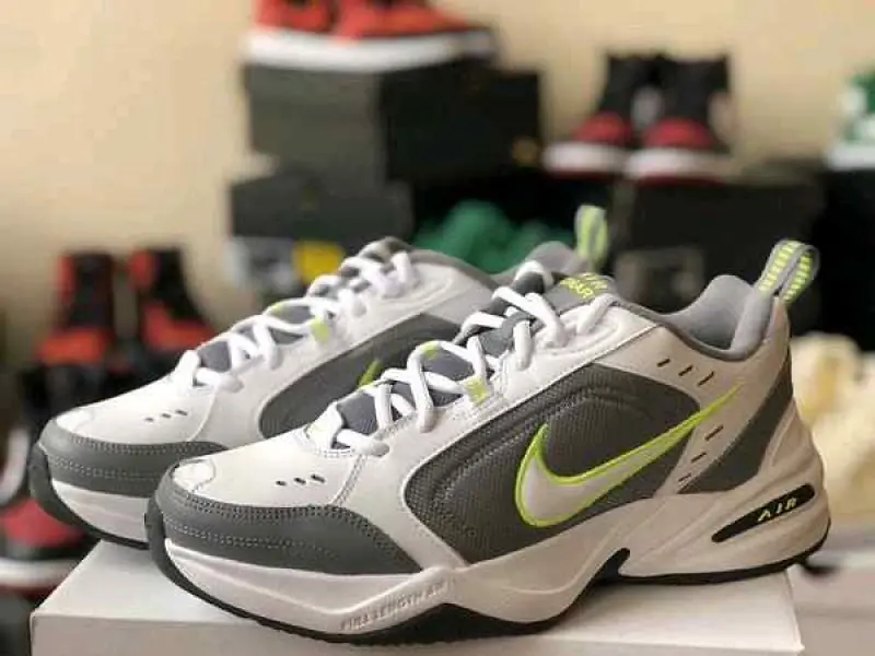 Nike Air Monarch Iv Trainers X White Cool Grey - Image 5