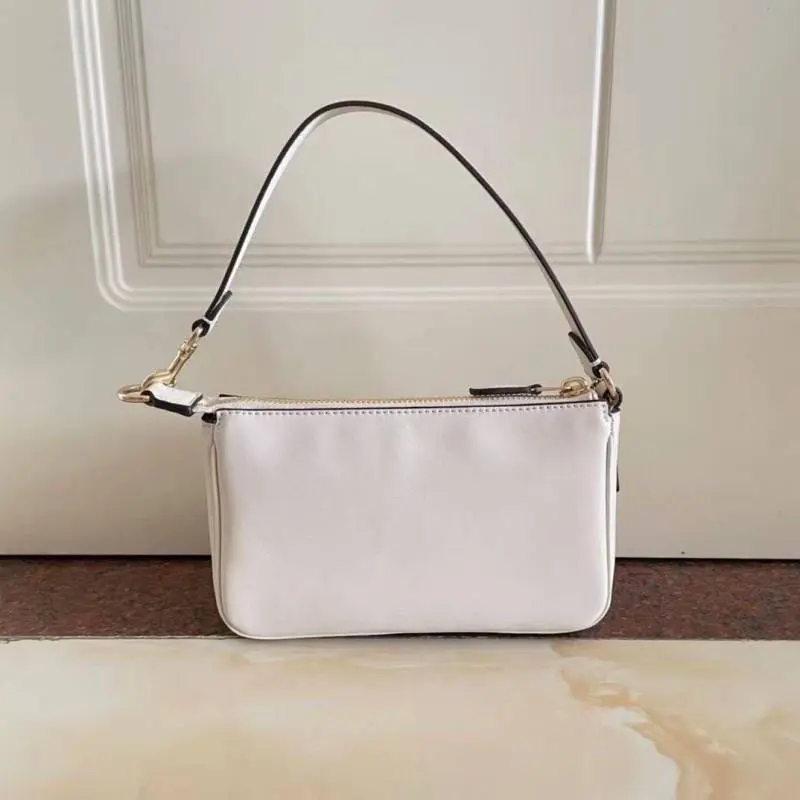 Coach Nolita 18 Daisy White With OriginalBox Dustcover Pearlchain - Image 3