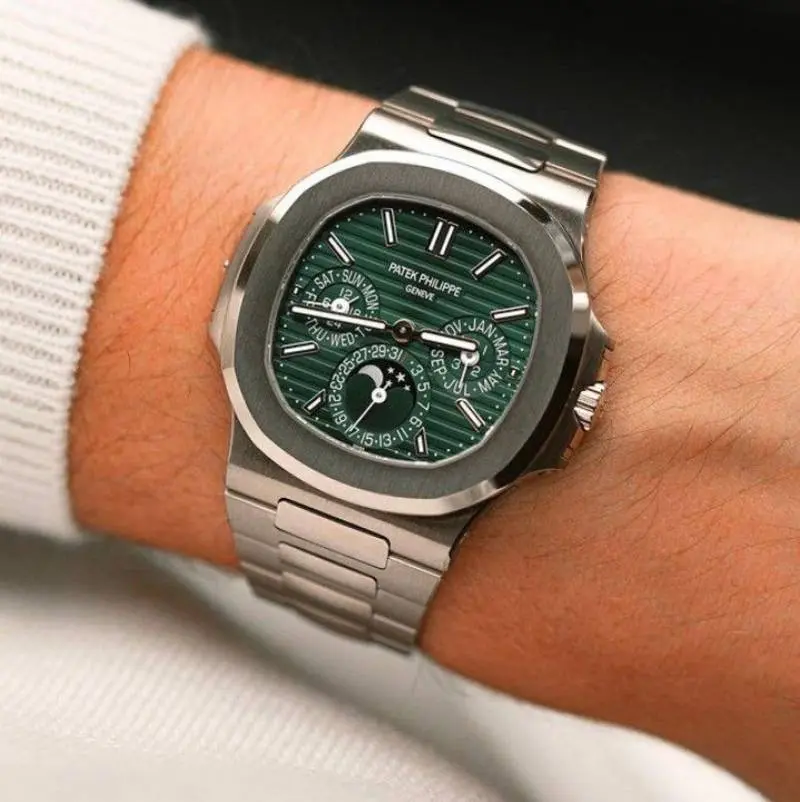 Pate ek philippe Nautilus Chronograph silver Green - Image 5