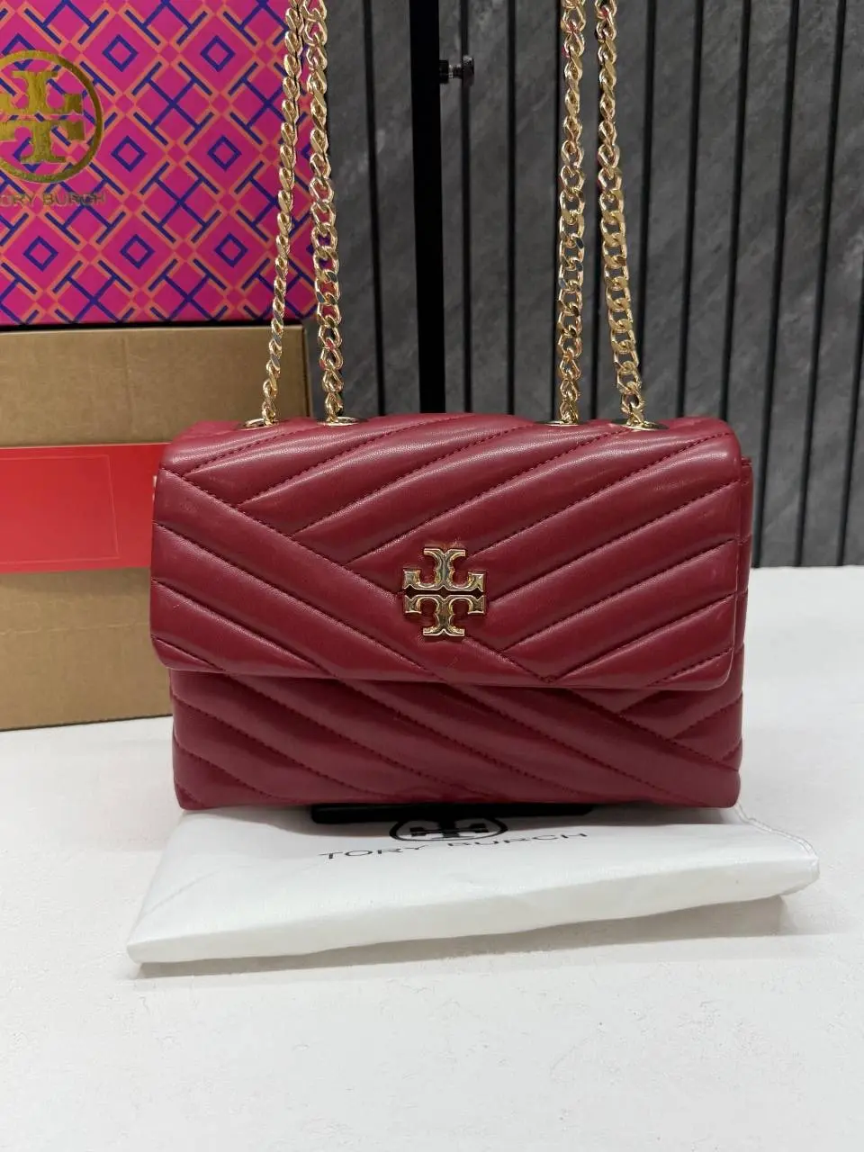 Tory Burcch Red Kira Small Convertible Quilted Shoulder Bag With Double Box OG Packing - Image 2