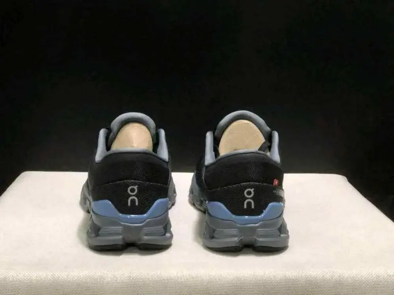 On running cloud x 4 black - Image 2