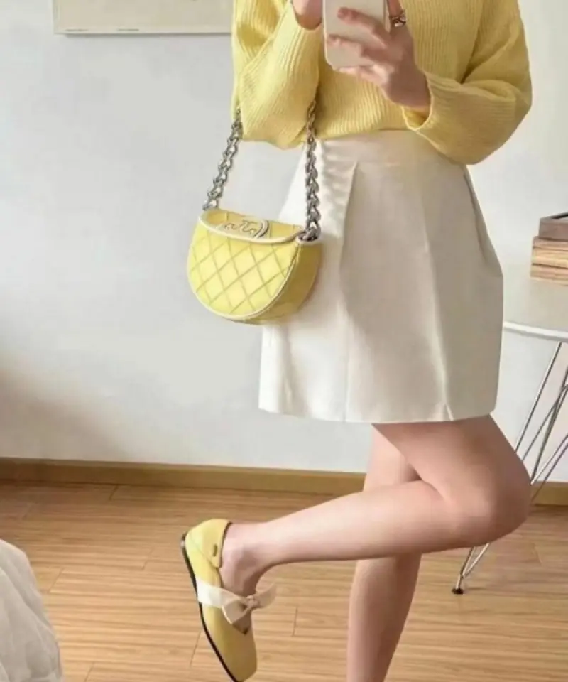 Tori Burch Fleming Crescent Premium Bag With OG Box & Dust Bag (Yellow - 608) - Image 5