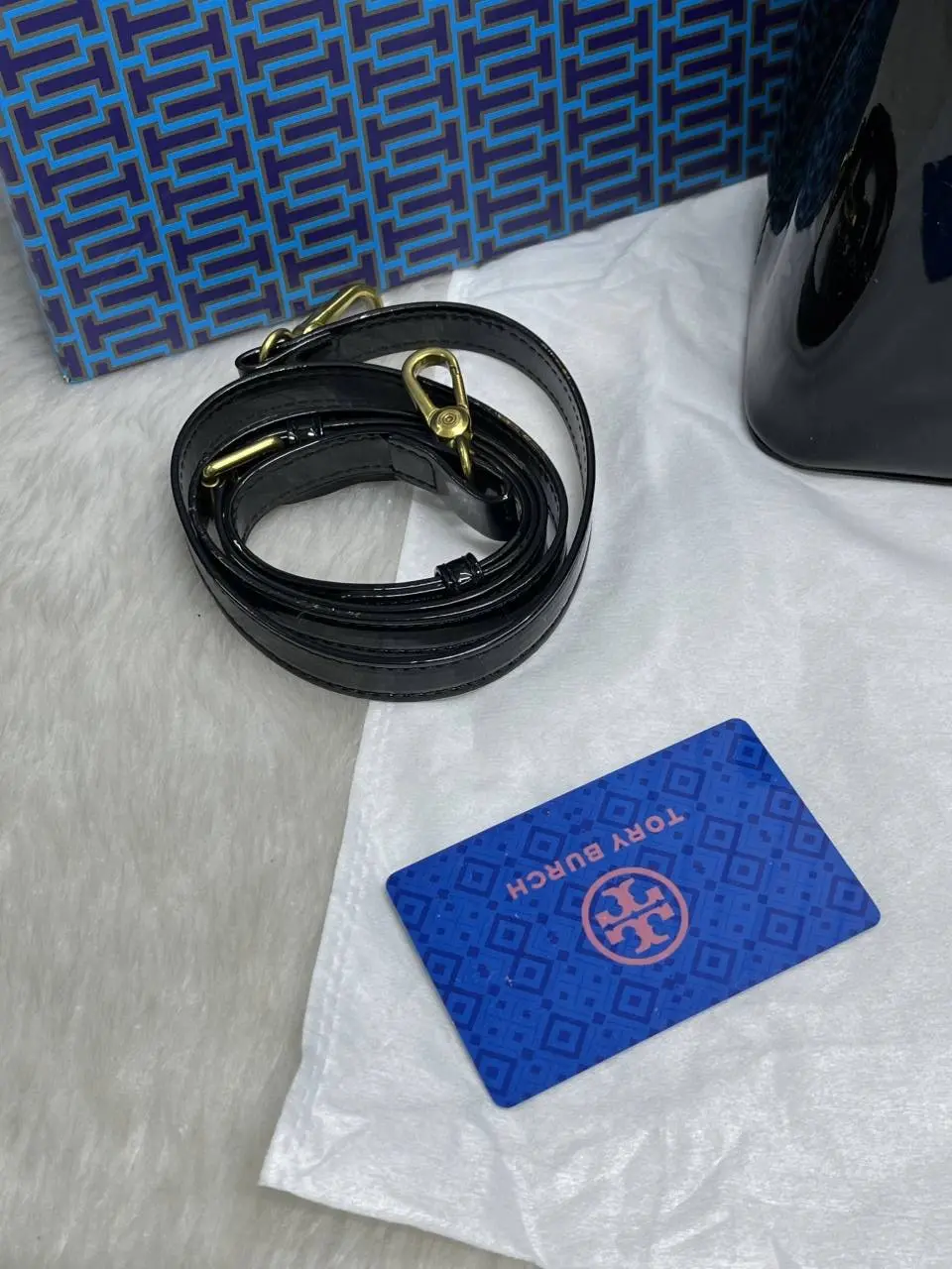 Tori Burch Medium Patent Leather SatchelBag With Charm OriginalBoxPacking - Image 4