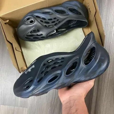 Adidas yeezy foam runner mineral blue