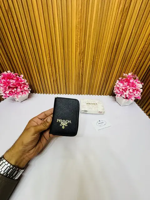105 PRADDA PREMIUM QUALITY WALLET