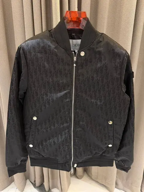 Dior IMPORTED REVERSE JACKET STORE ARTICLE