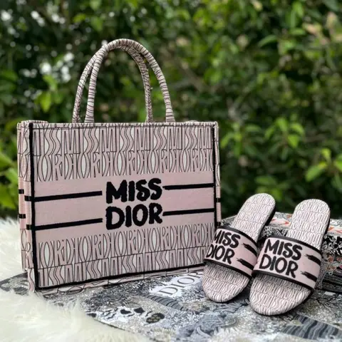 Miss Dioor Book Large Tote With OG Box & Dust Bag & Scarf (L Pink - 1033)