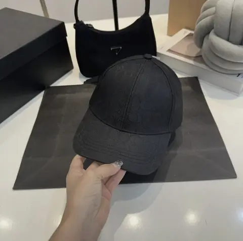 Coach Signature Jacquard Baseball Unisex Cap With Safety Box