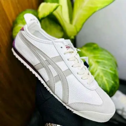 Onitsuka Tiger Mexico 66 Grey White Berry 1940