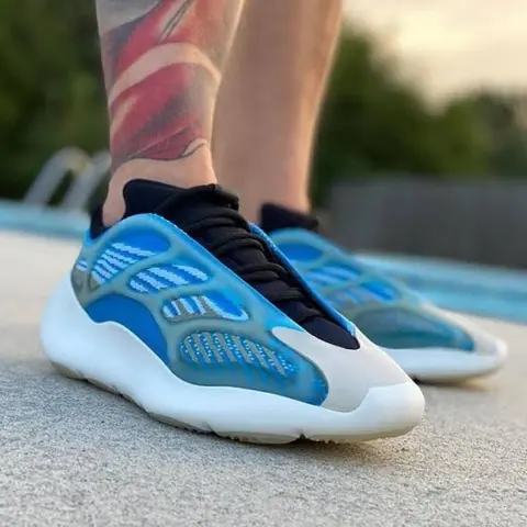 Adidas Yeezy 700 V3 "sky blue"(No Return )#151