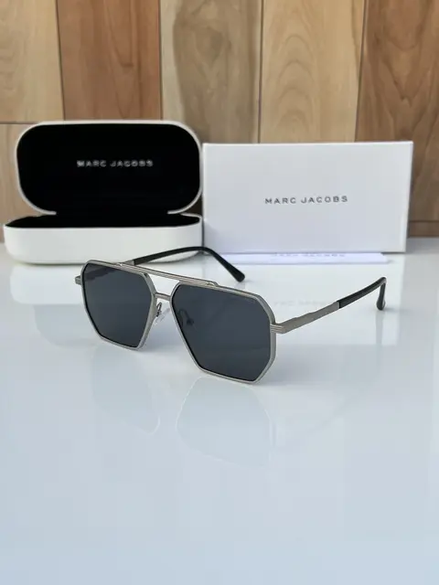Marc jacobs 510 silver black