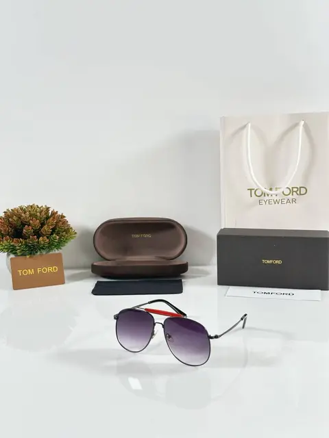 Tom forr 557 Black DC