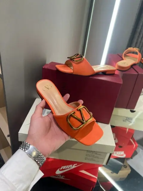 Valentino Garavani V Buckle Slide With OG Box Carry Bag Orange 944