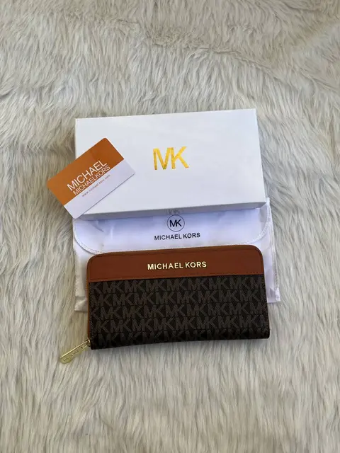 Michael Kors 120 CF Long Zippy Wallet With OriginalBox DustCover