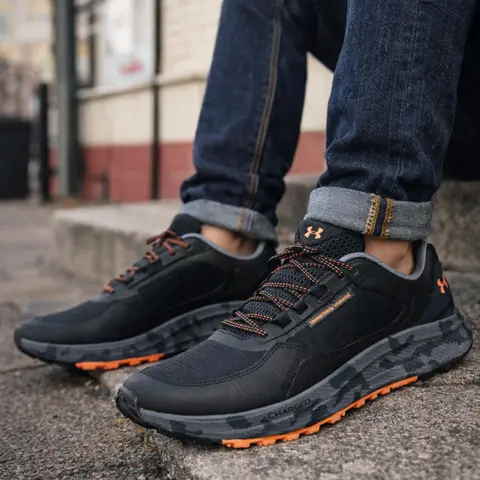 Under Armorr charged bandit trail 3 black orange
